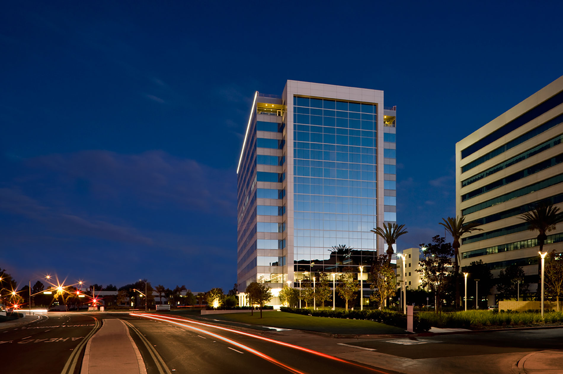 commercial office construction companies